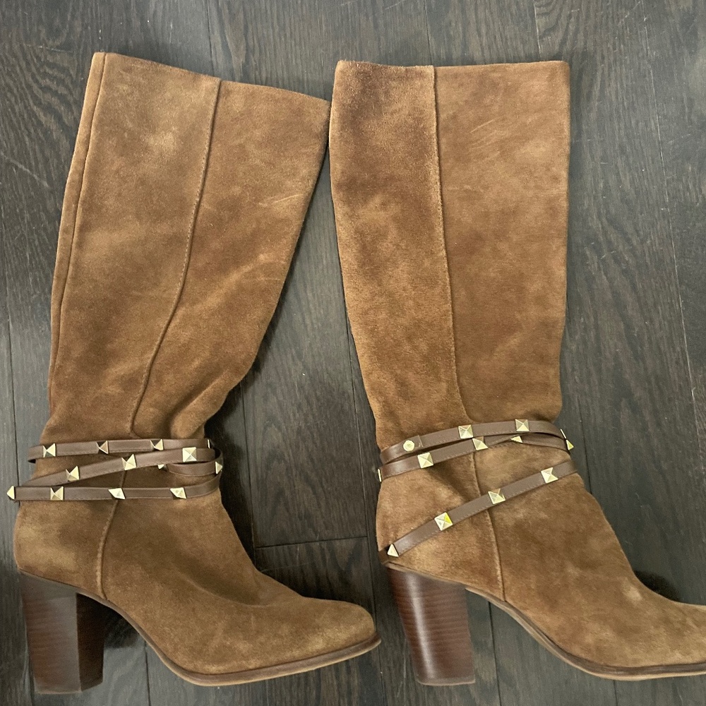 Women's tall boots